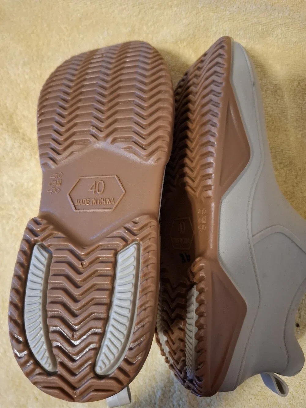 Weimuta cream color